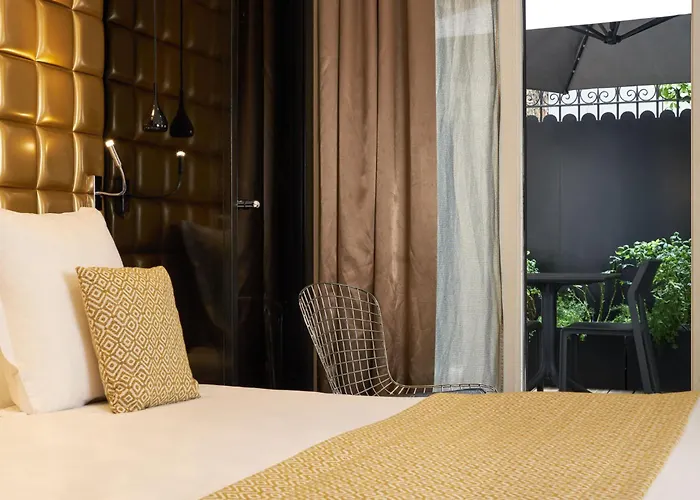 Platine 4* Париж