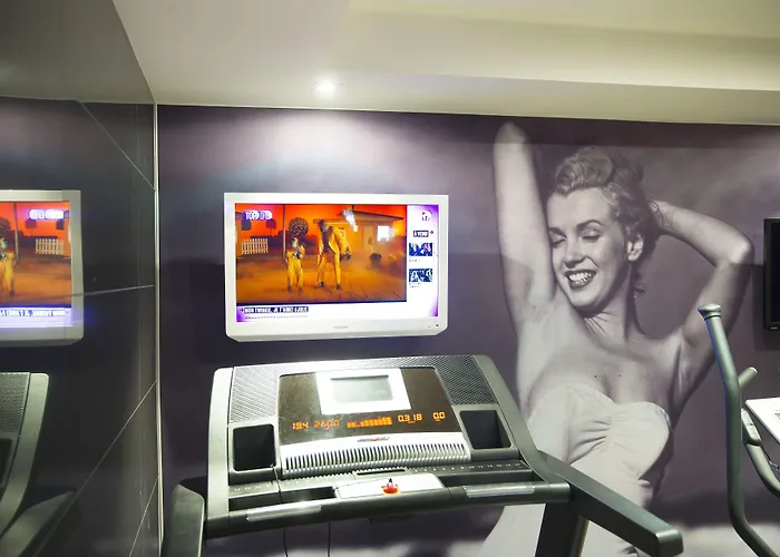 Отель Platine 4*