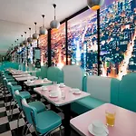Otel Platine
