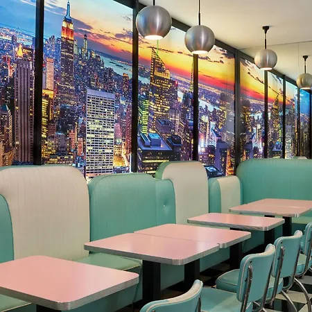 Platine Отель 4*