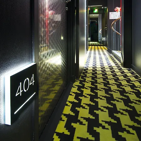 Platine 4* Париж